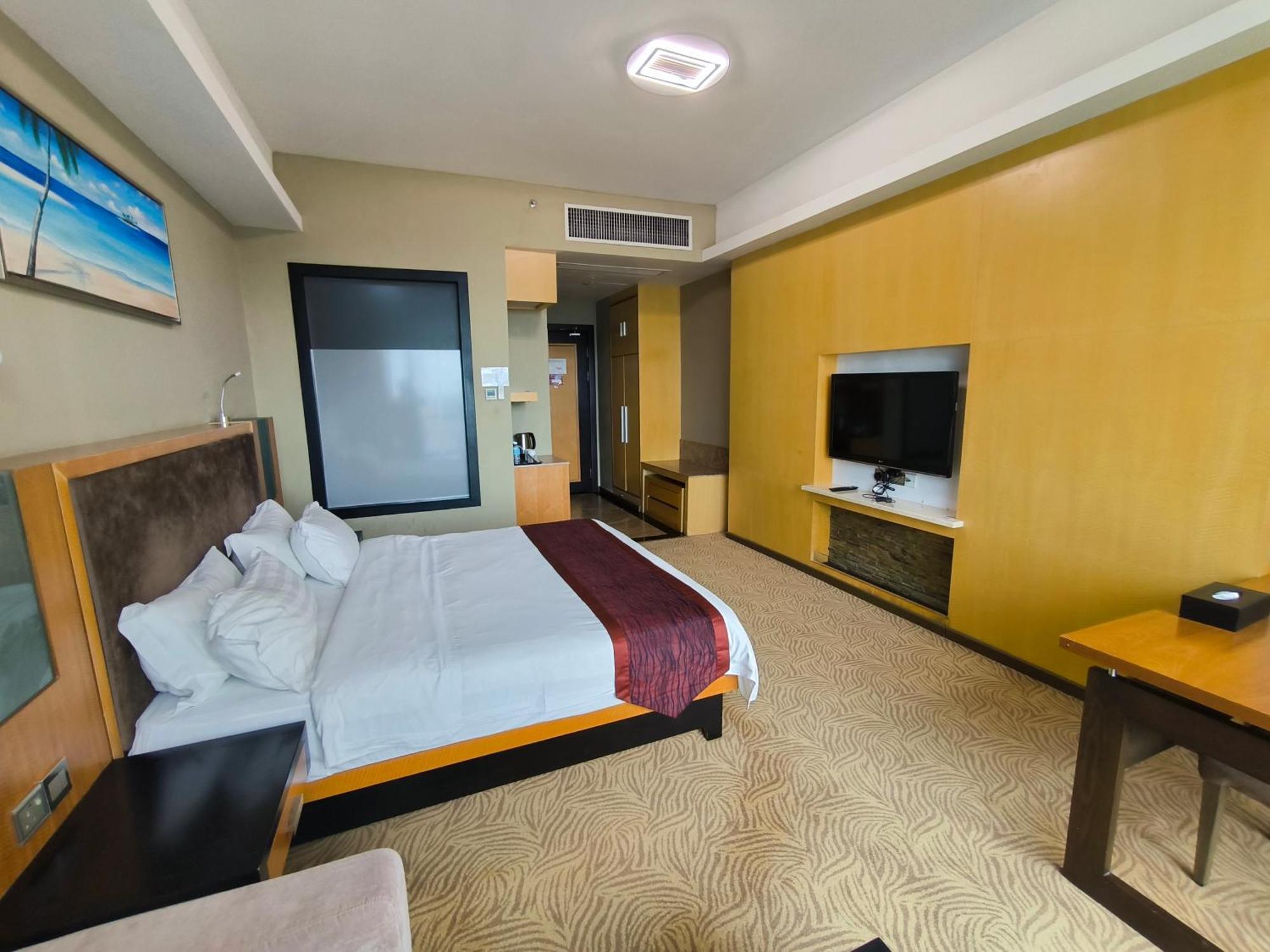 Meritz Hotel Мири Экстерьер фото