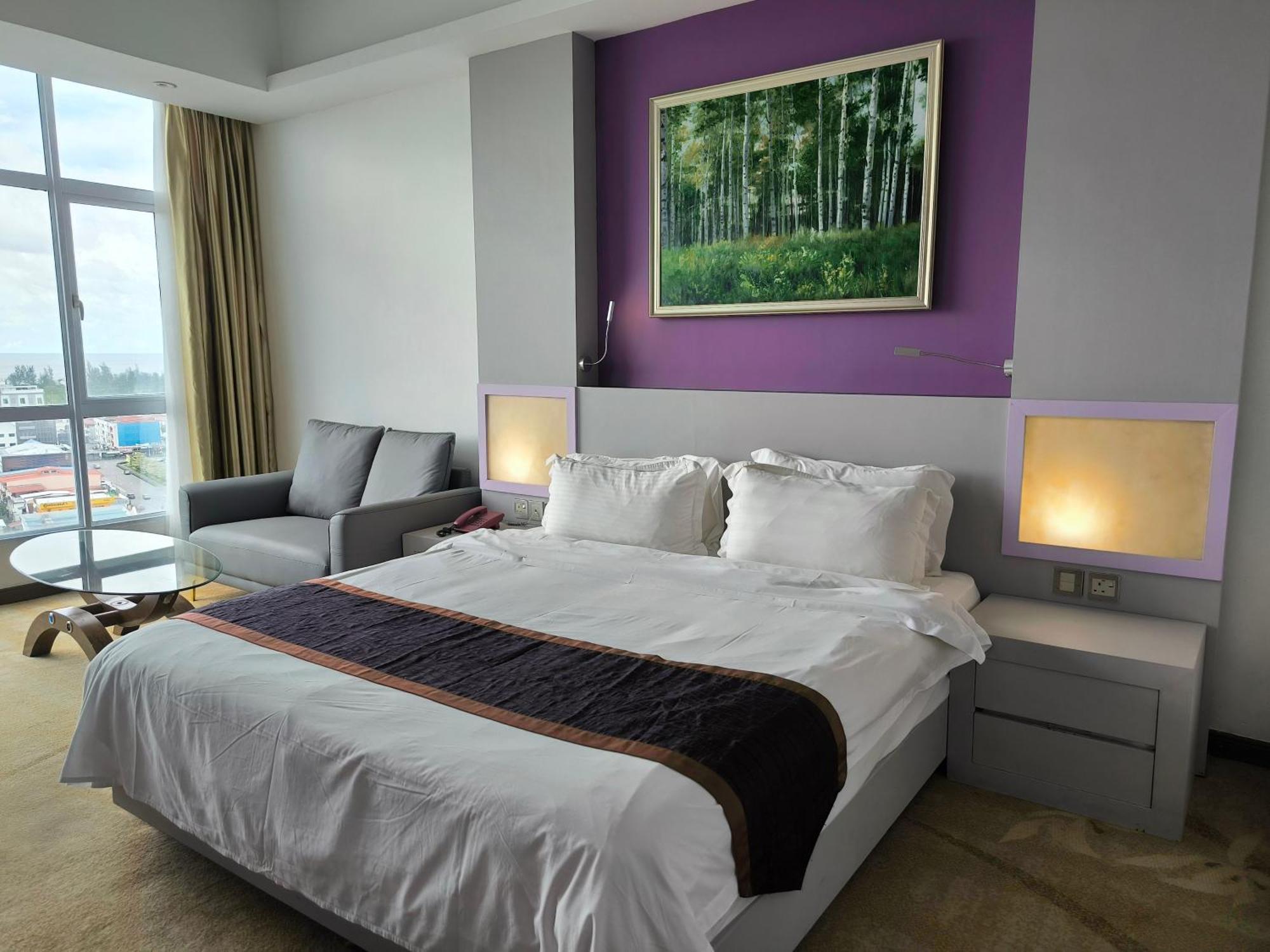 Meritz Hotel Мири Экстерьер фото
