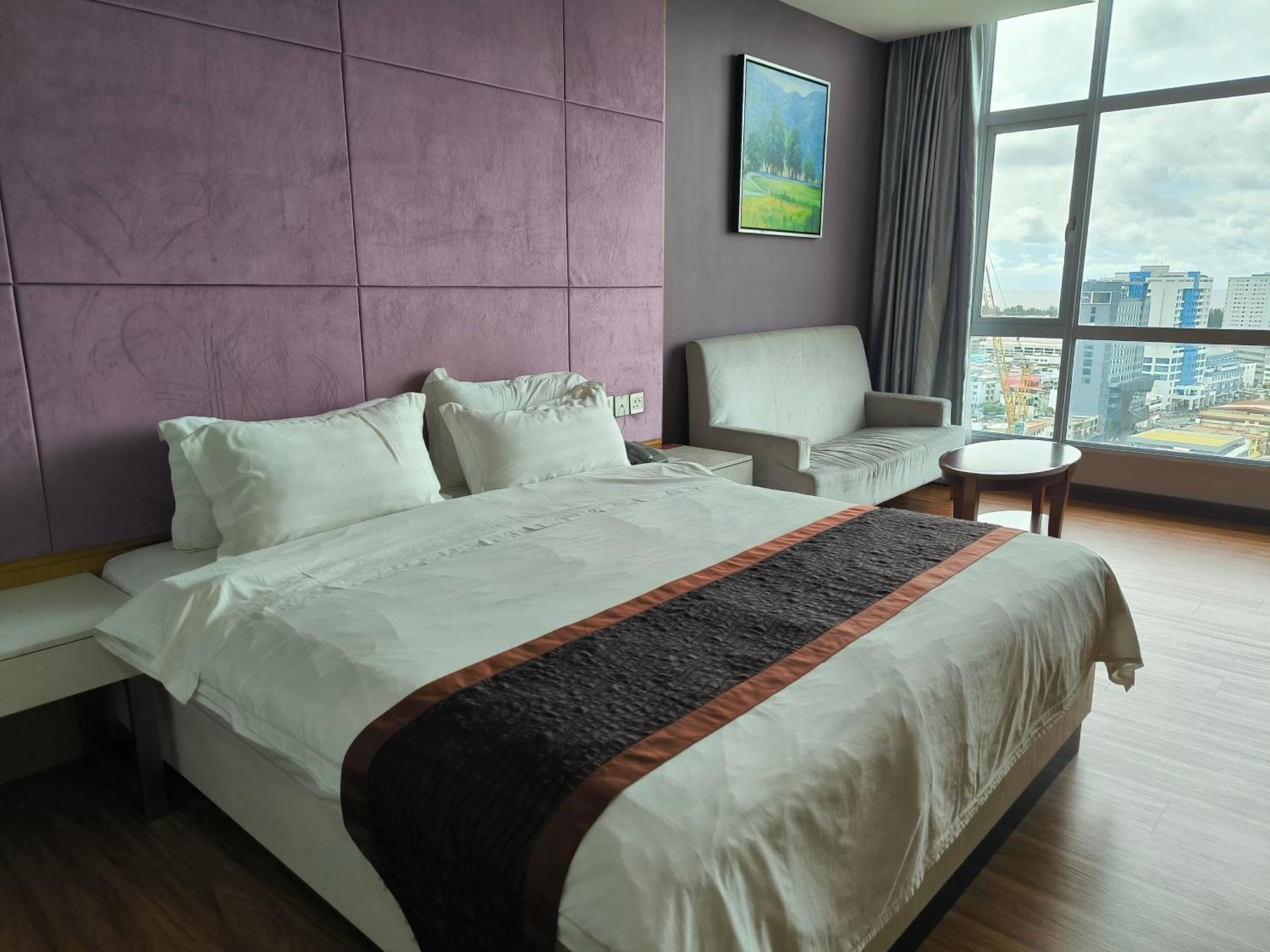 Meritz Hotel Мири Экстерьер фото