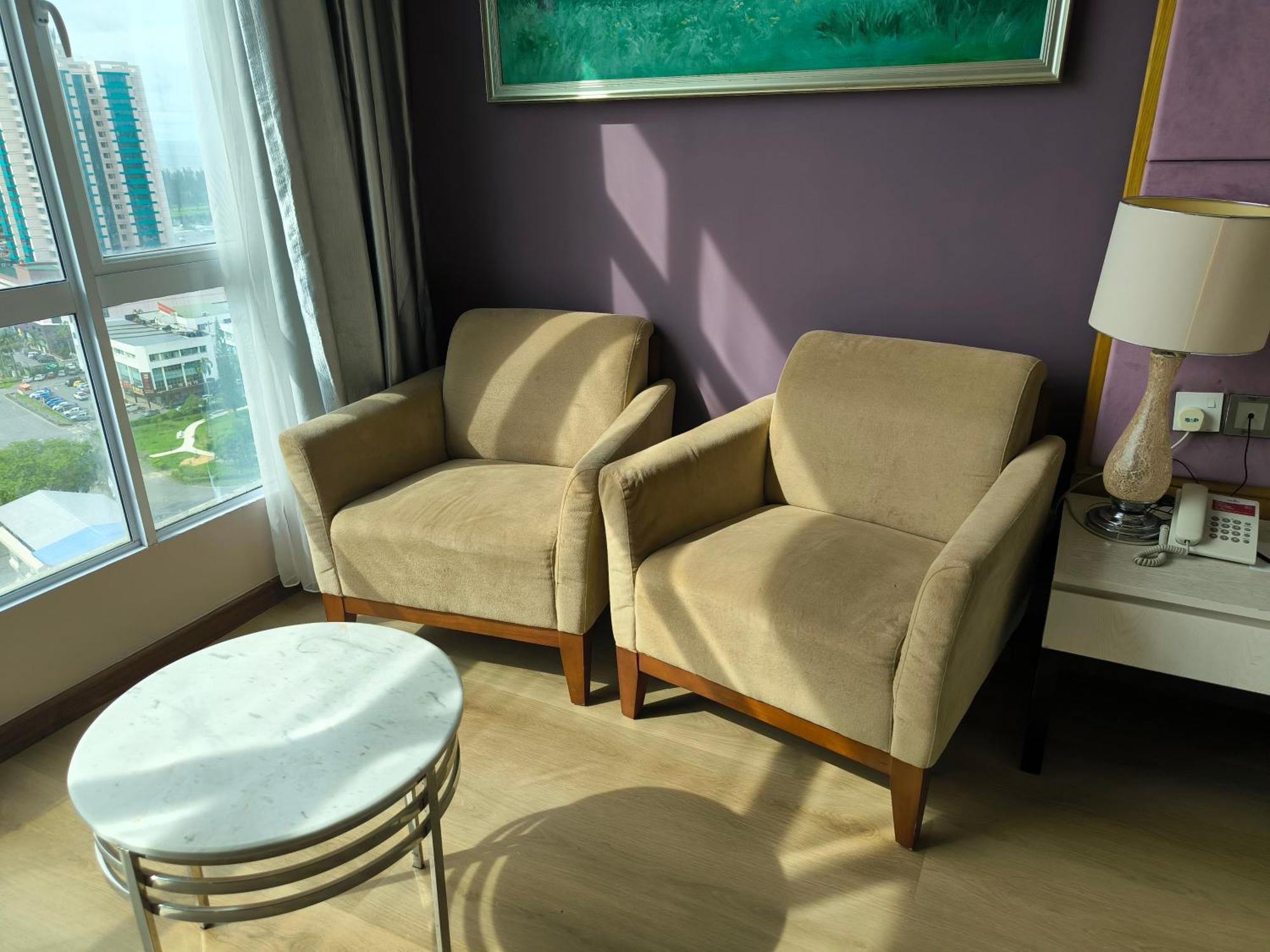 Meritz Hotel Мири Экстерьер фото
