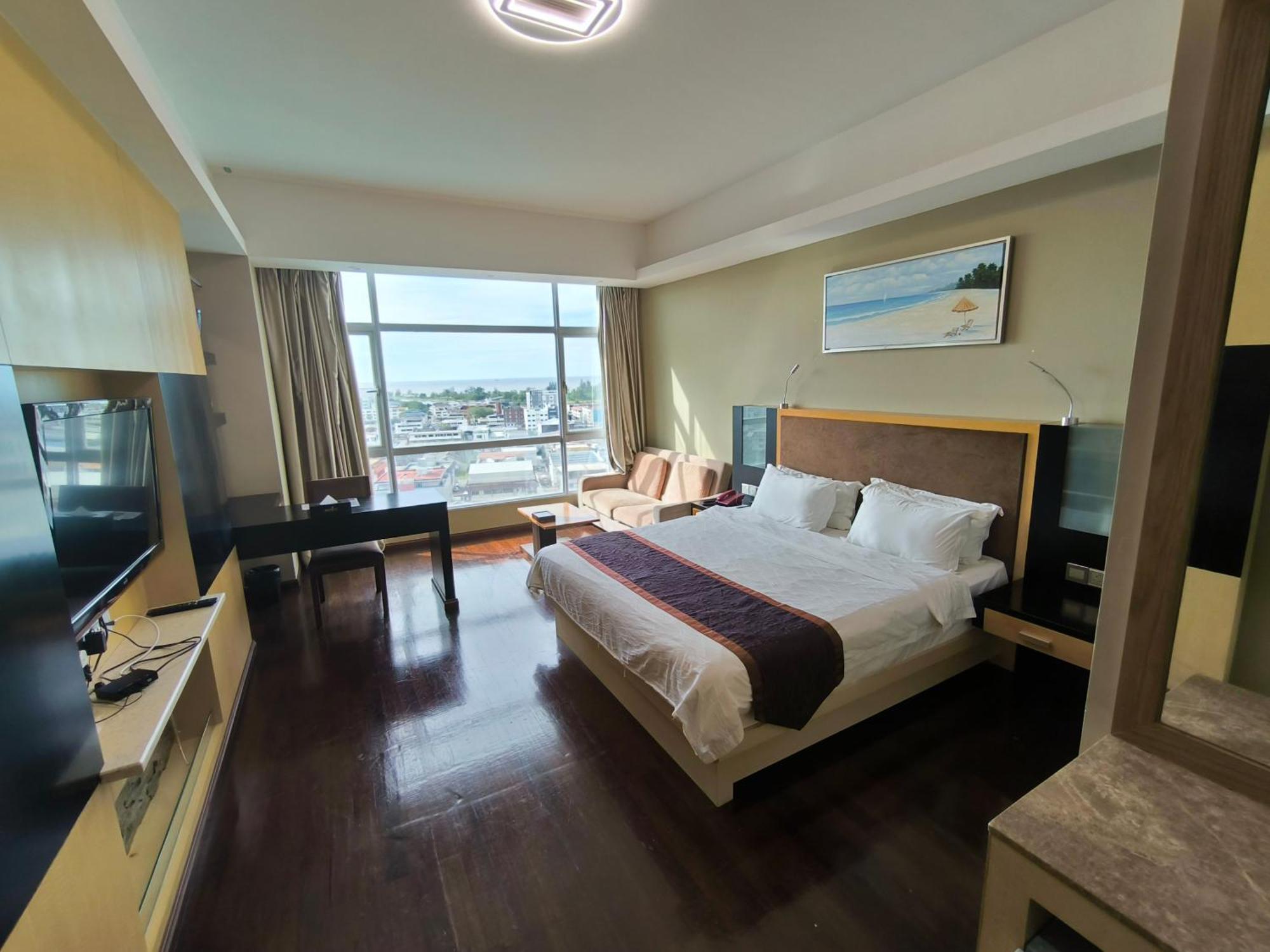Meritz Hotel Мири Экстерьер фото